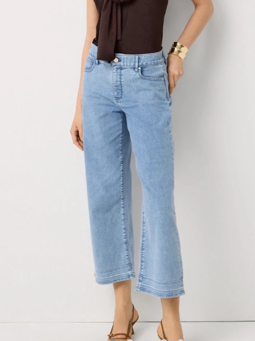 White House Black Market Featherweight High-Rise Wide Leg Cropped Jeans